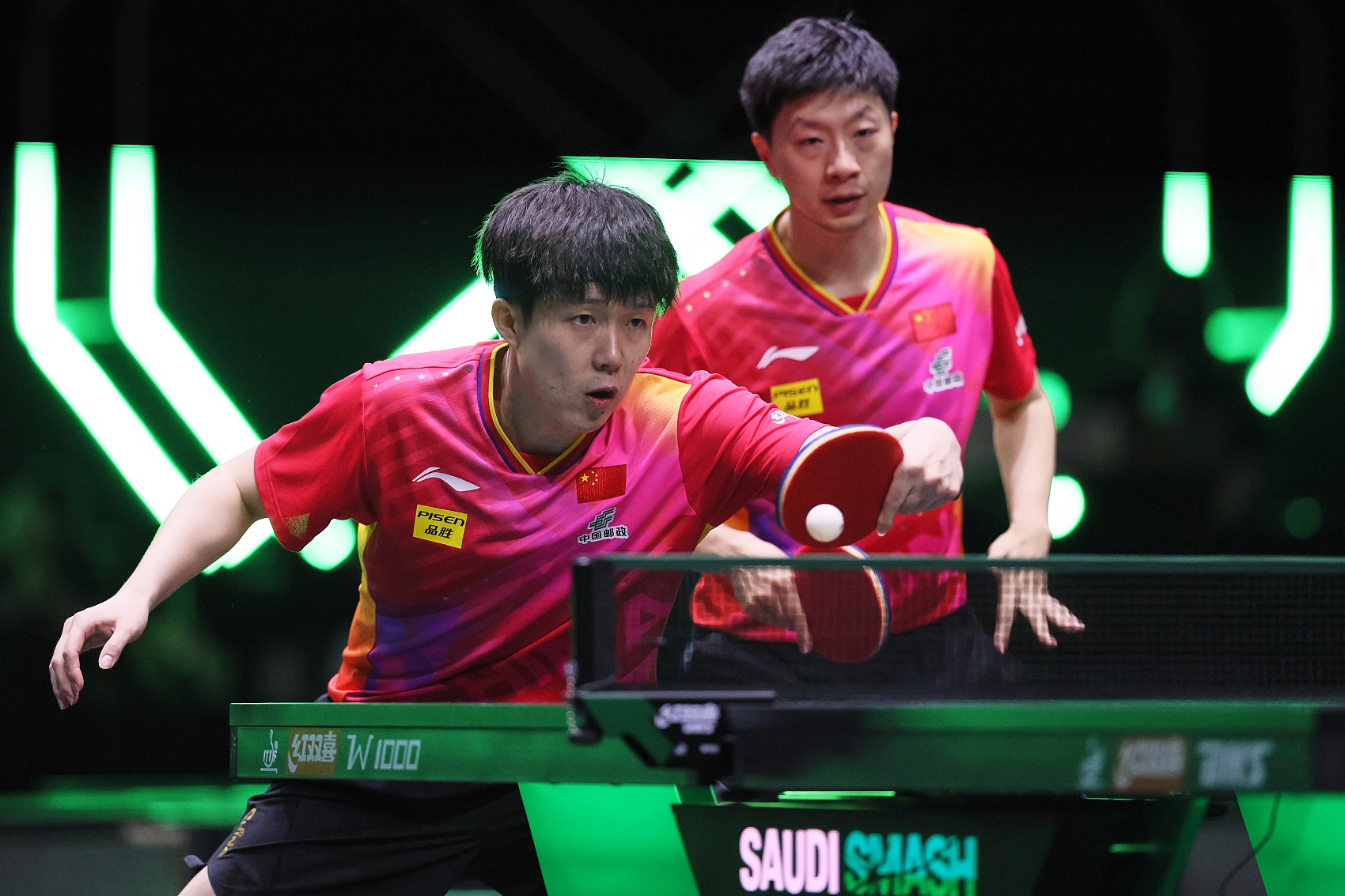 法国队险胜瑞典队,马龙高光表现 法国队险胜瑞典队,马龙高光表现