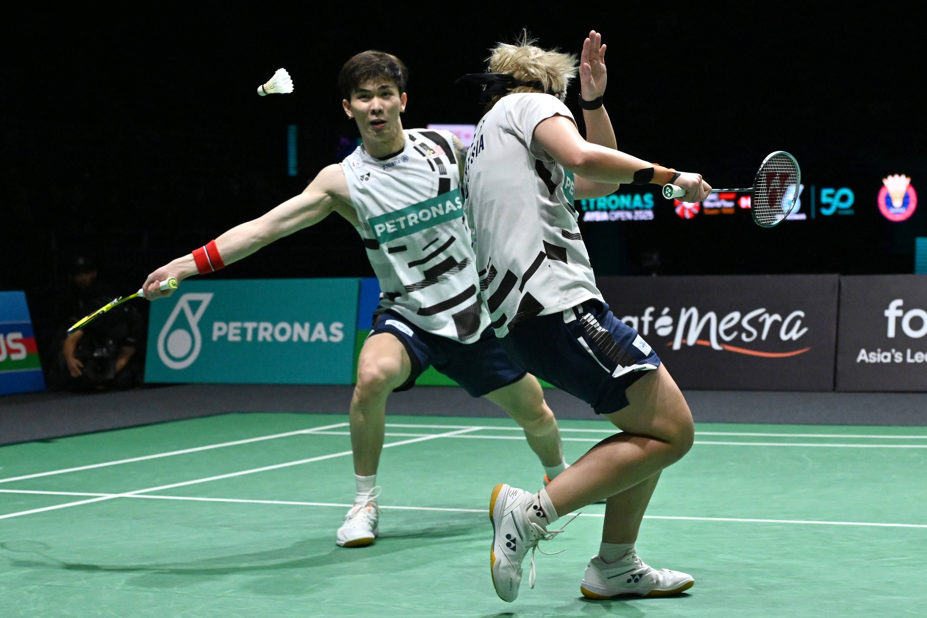 马来西亚队完胜中国队,安赛龙关键制胜 马来西亚队完胜中国队,安赛龙关键制胜