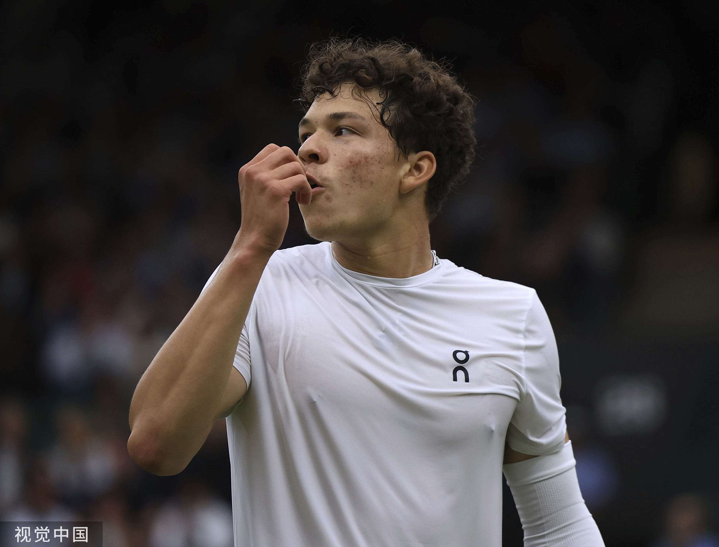 拉沃尔杯险胜温网，梅德韦杰夫状态火热