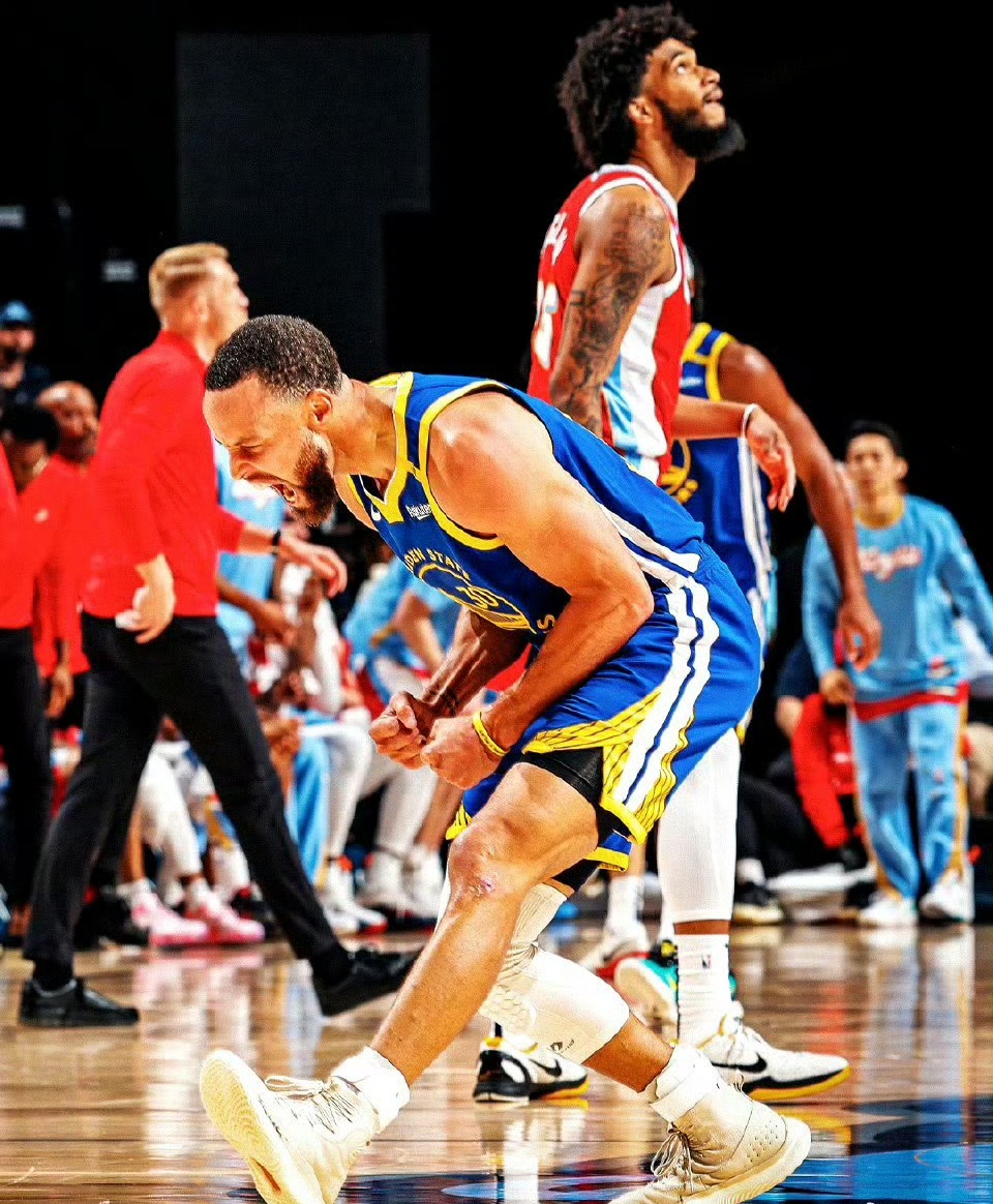 勇士B队完胜立陶宛男篮，萨博尼斯高光表现