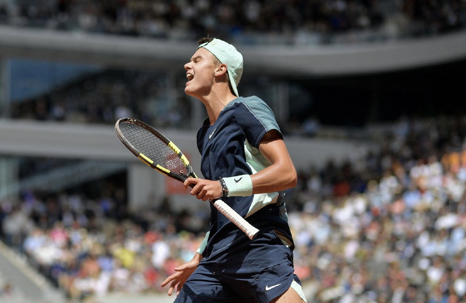 欧洲网球队爆冷法国网球队，西西帕斯一己之力扛起全队