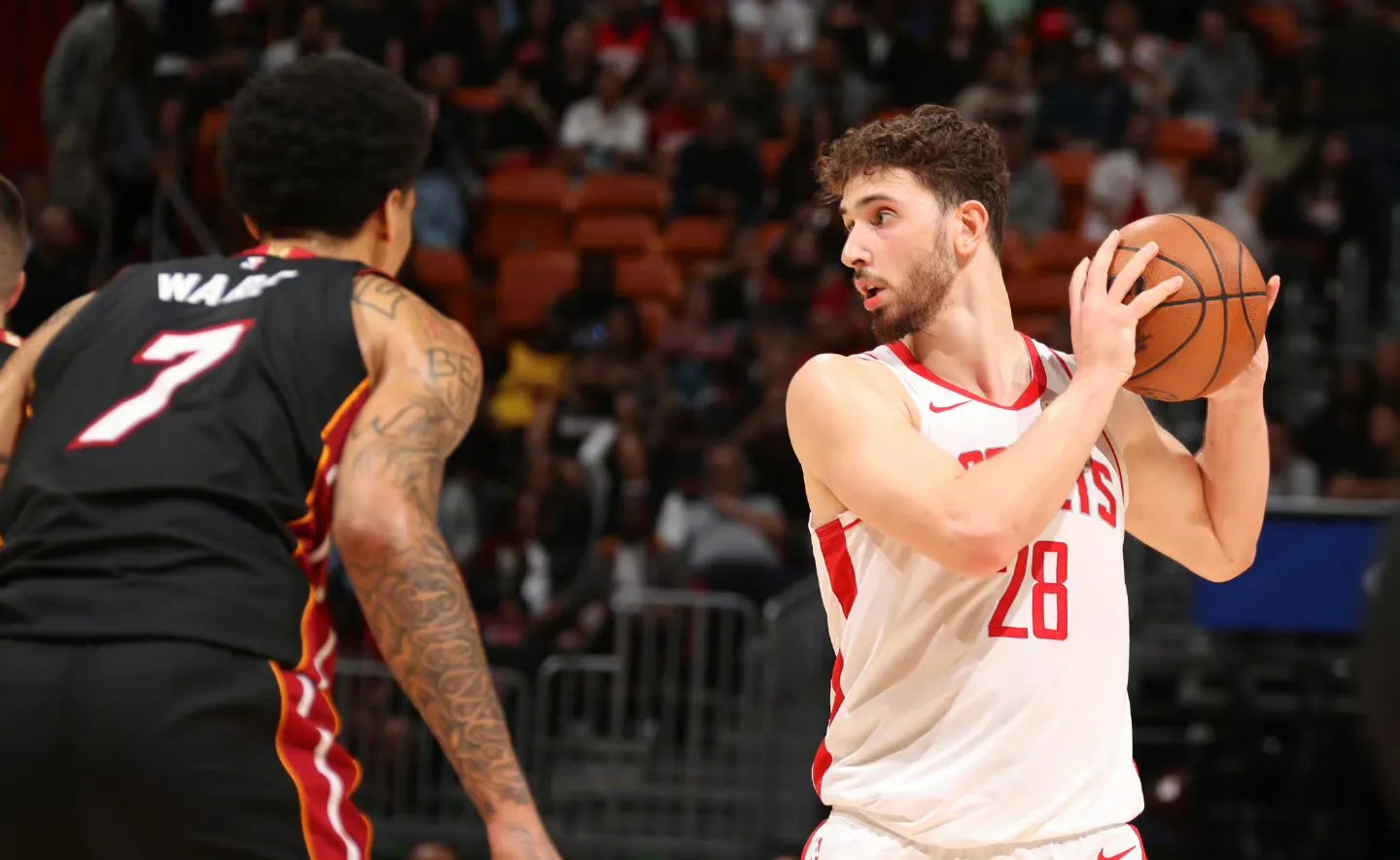 热火B队完胜波兰男篮，莫里斯高光表现